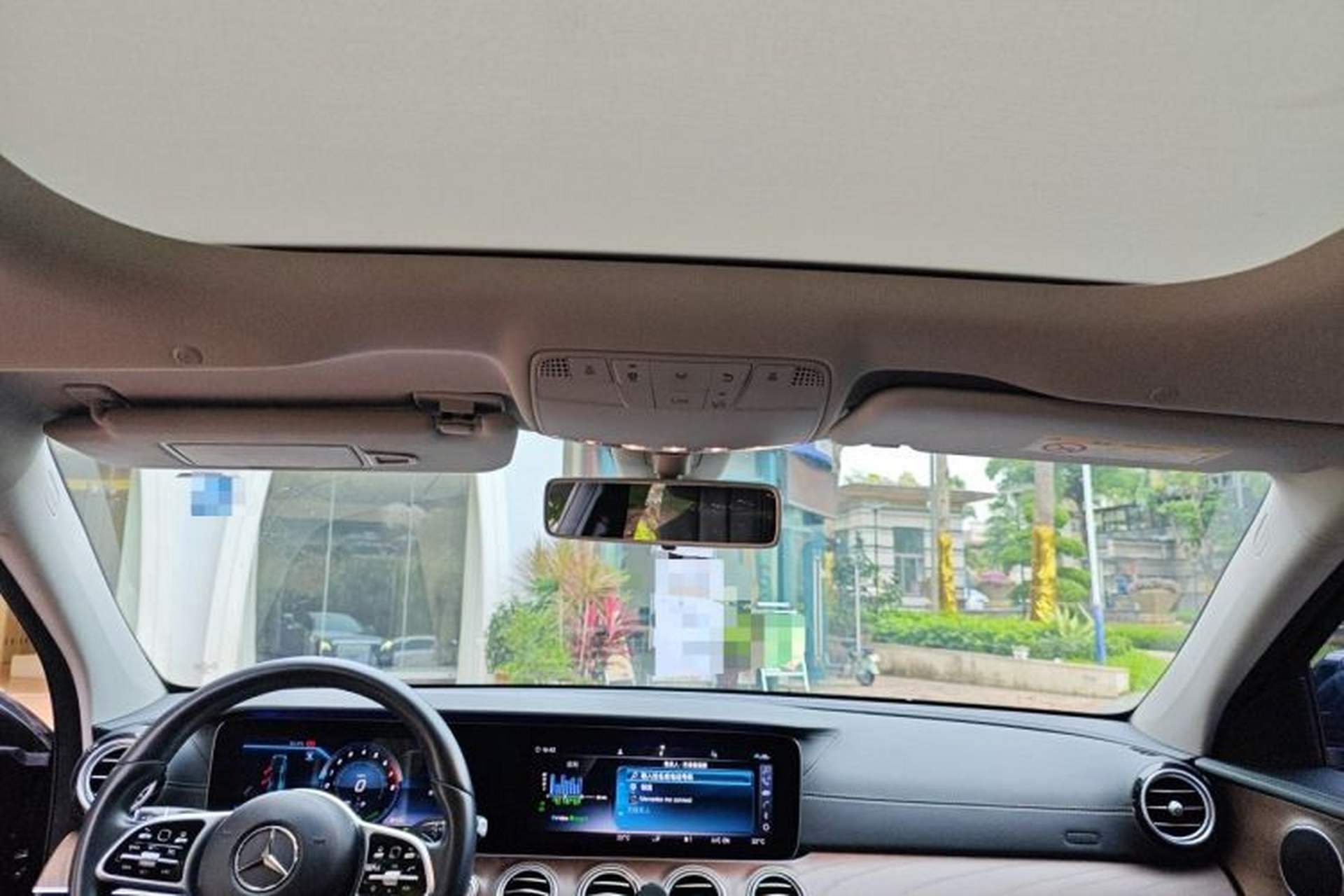 Used Mercedes-Benz E-Class 2019 E 260 L Headliner