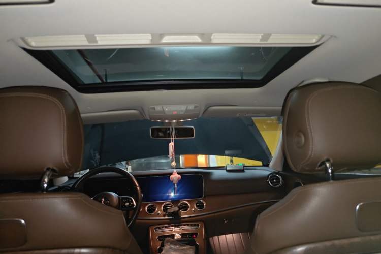 Used Mercedes-Benz E-Class 2019 E 200 L Headliner