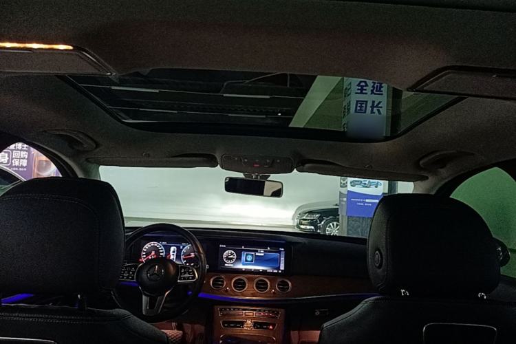 Used Mercedes-Benz E-Class 2019 Restyled E 300 L Luxury Edition Headliner