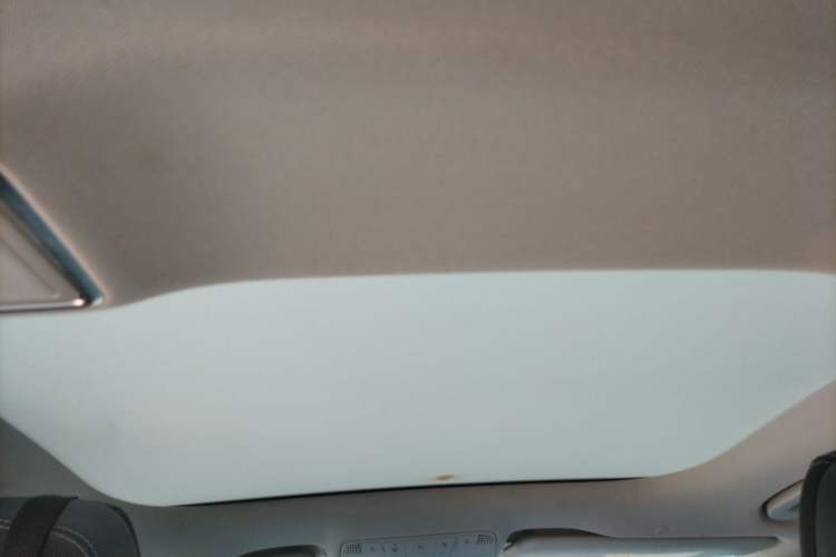 Used Mercedes-Benz E-Class 2019 Restyled E 300 L Sporty and Stylish Edition Headliner