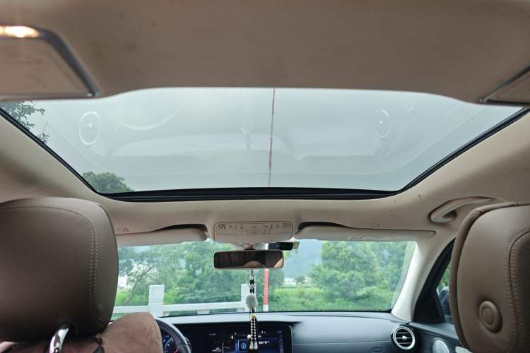 Used Mercedes-Benz E-Class 2019 Restyled E 300 L Sporty and Stylish Edition Headliner