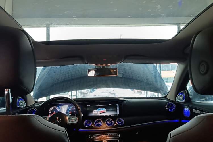 Used Mercedes-Benz E-Class 2019 E 300 L Sporty and Stylish Model Headliner