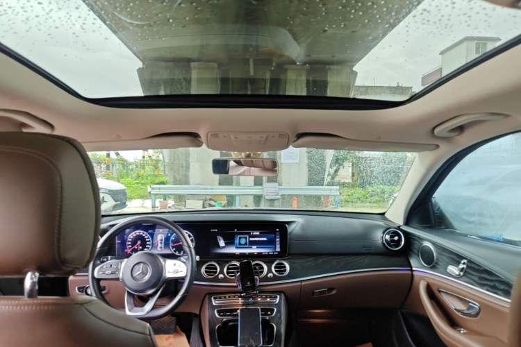 Used Mercedes-Benz E-Class 2019 E 200 L Sport Edition Headliner