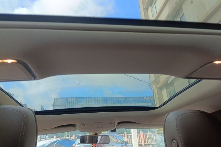 Used Mercedes-Benz E-Class 2019 E 300 L Luxury Model Headliner