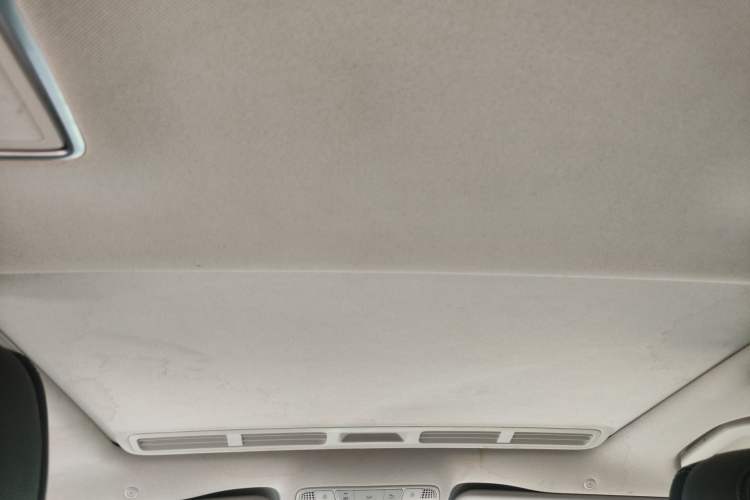 Used Mercedes-Benz E-Class 2019 E 200 L Headliner