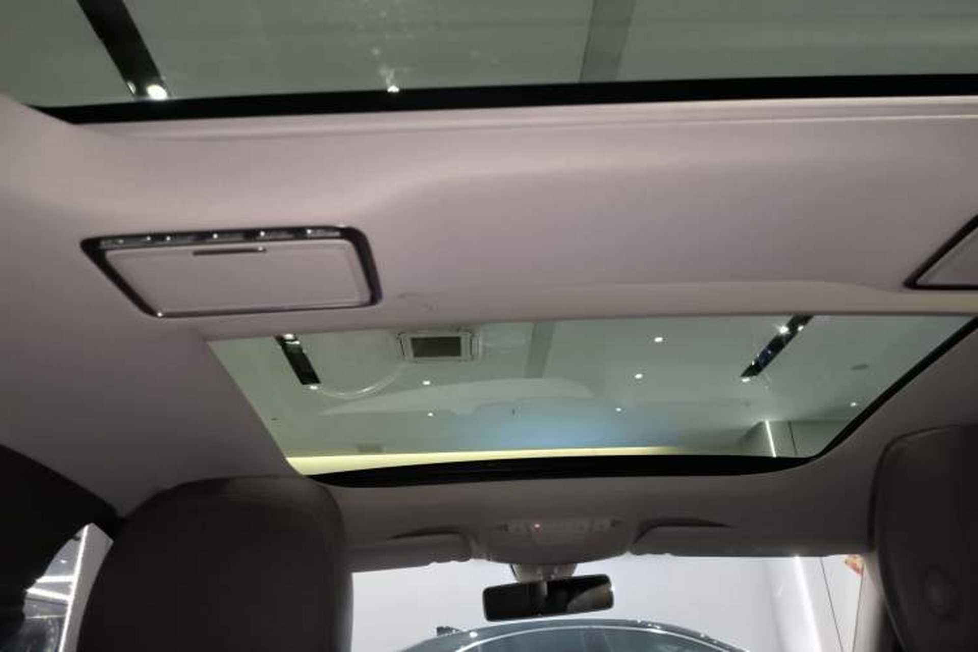Used Mercedes-Benz E-Class 2019 Restyled E 300 L Luxury Edition Headliner