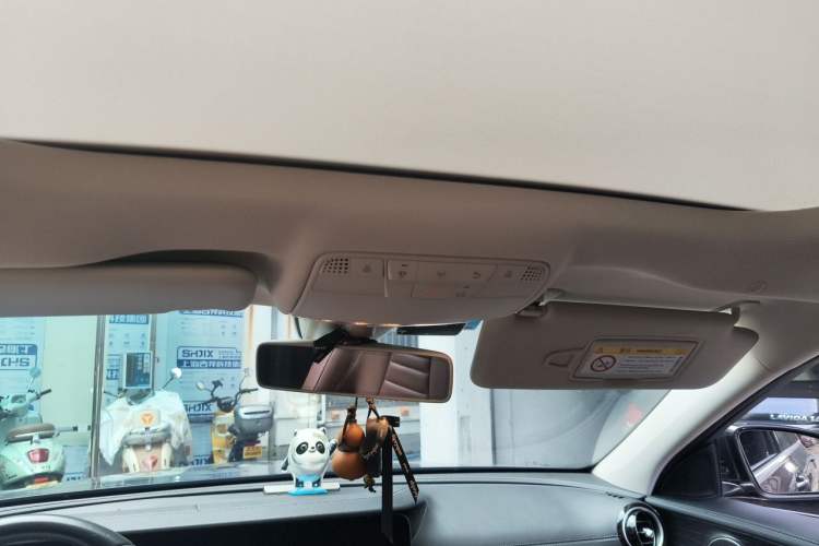 Used Mercedes-Benz E-Class 2019 E 300 L Sport Luxury Edition Headliner