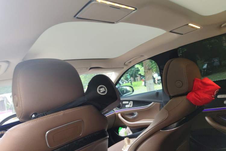 Used Mercedes-Benz E-Class 2019 E 300 L Sport Luxury Edition Headliner