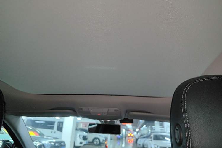 Used Mercedes-Benz E-Class 2019 E 300 L Stylish Model Headliner
