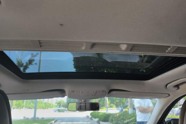 Used Mercedes-Benz E-Class 2019 E 260 L Headliner