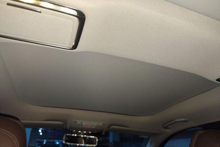 Used Mercedes-Benz E-Class 2019 E 260 L Sport Edition Headliner