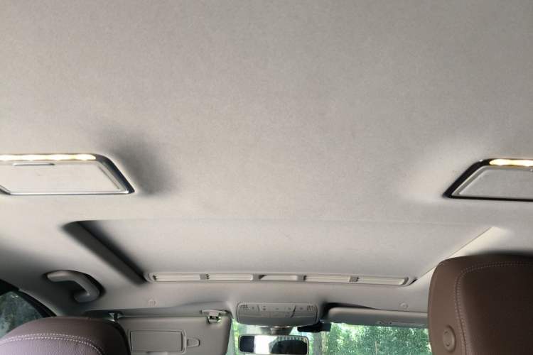 Used Mercedes-Benz E-Class 2019 E 260 L Sport Edition Headliner