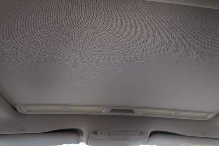 Used Mercedes-Benz E-Class 2019 E 200 L Sport Edition Headliner