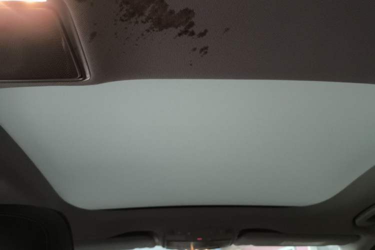 Used Mercedes-Benz E-Class 2019 E 300 L Luxury Model Headliner