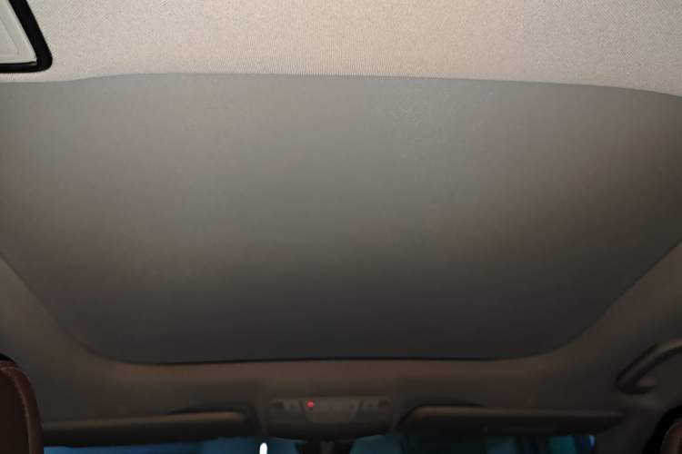 Used Mercedes-Benz E-Class 2019 E 200 L Headliner