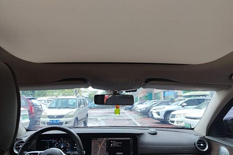 Used Mercedes-Benz E-Class 2019 Restyled E 300 L Luxury Edition Headliner