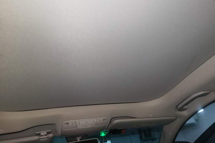 Used Mercedes-Benz E-Class 2019 Restyled E 300 L Sport Luxury Edition Headliner
