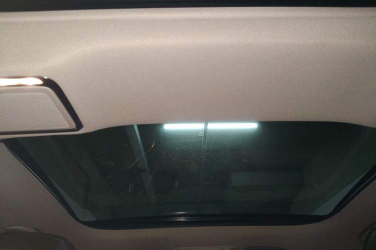 Used Mercedes-Benz E-Class 2019 E 200 L 4MATIC Headliner