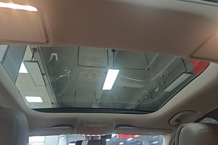 Used Mercedes-Benz E-Class 2019 Facelifted E 300 L Stylish Version Headliner