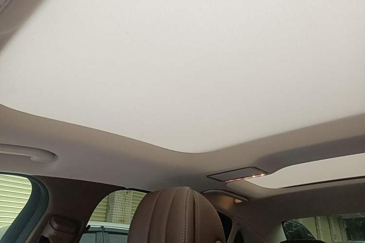 Used Mercedes-Benz E-Class 2019 E 300 L Stylish Model Headliner