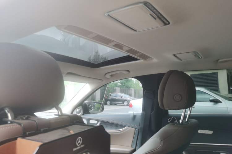 Used Mercedes-Benz E-Class 2019 E 260 L Sport Edition Headliner