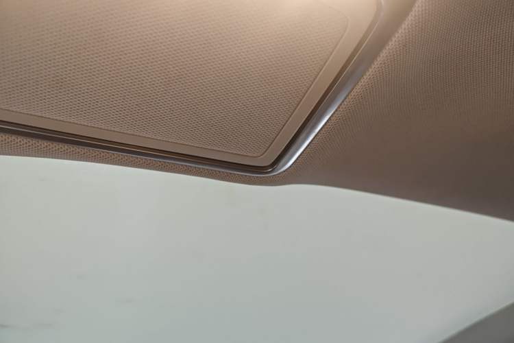Used Mercedes-Benz E-Class 2019 E 300 L Sporty and Stylish Model Headliner