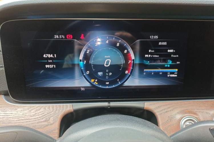 Used Mercedes-Benz E-Class 2019 E 300 L Stylish Model Instrument Cluster