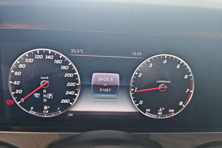 Used Mercedes-Benz E-Class 2019 Restyled E 300 L Luxury Edition Instrument Cluster