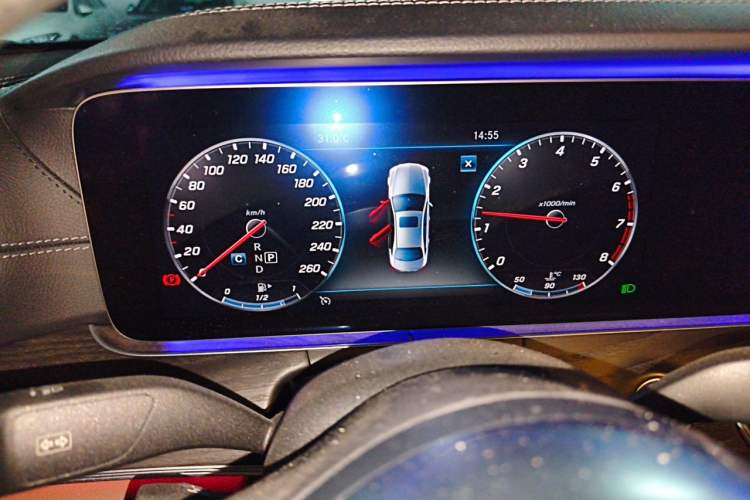 Used Mercedes-Benz E-Class 2019 Restyled E 300 L Sport Luxury Edition Instrument Cluster