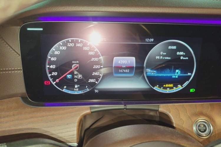 Used Mercedes-Benz E-Class 2019 Restyled E 300 L Luxury Edition Instrument Cluster