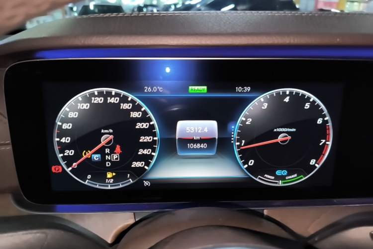 Used Mercedes-Benz E-Class 2019 E 260 L Instrument Cluster