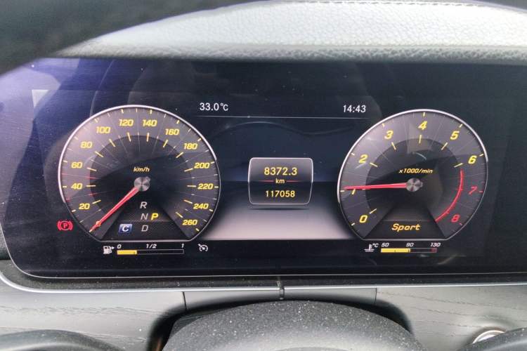 Used Mercedes-Benz E-Class 2019 Restyled E 300 L Sporty and Stylish Edition Instrument Cluster