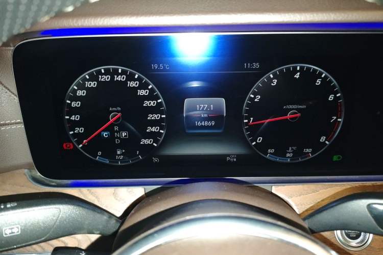 Used Mercedes-Benz E-Class 2019 Facelifted E 300 L Stylish Version Instrument Cluster