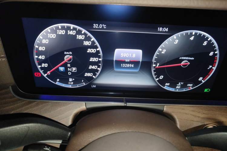 Used Mercedes-Benz E-Class 2019 Facelifted E 300 L Stylish Version Instrument Cluster