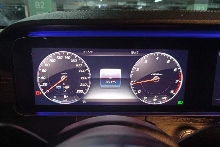 Used Mercedes-Benz E-Class 2019 E 300 L Sport Luxury Edition Instrument Cluster