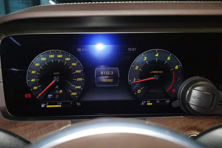 Used Mercedes-Benz E-Class 2019 Restyled E 300 L Luxury Edition Instrument Cluster