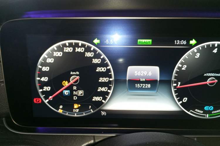 Used Mercedes-Benz E-Class 2019 E 260 L Sport 4MATIC Instrument Cluster