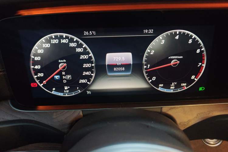 Used Mercedes-Benz E-Class 2019 Restyled E 300 L Luxury Edition Instrument Cluster
