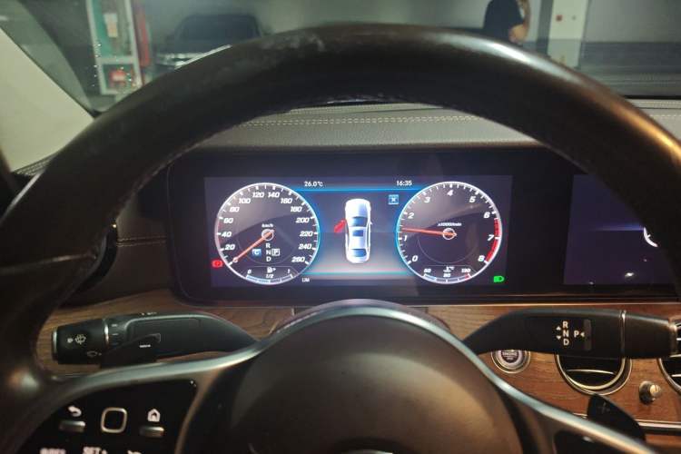 Used Mercedes-Benz E-Class 2019 E 300 L Luxury Model Instrument Cluster
