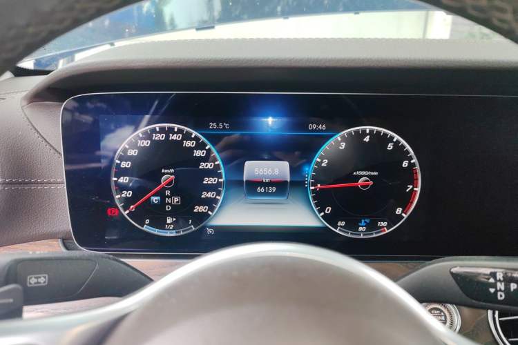Used Mercedes-Benz E-Class 2019 E 300 L Stylish Model Instrument Cluster
