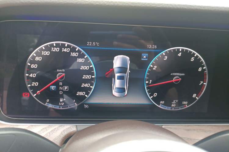 Used Mercedes-Benz E-Class 2019 Restyled E 300 L Luxury Edition Instrument Cluster