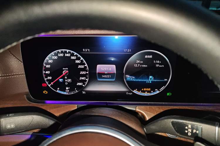 Used Mercedes-Benz E-Class 2019 E 300 L Luxury Model Instrument Cluster