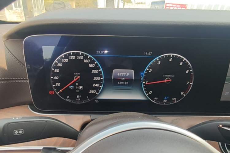 Used Mercedes-Benz E-Class 2019 Facelifted E 300 L Stylish Version Instrument Cluster
