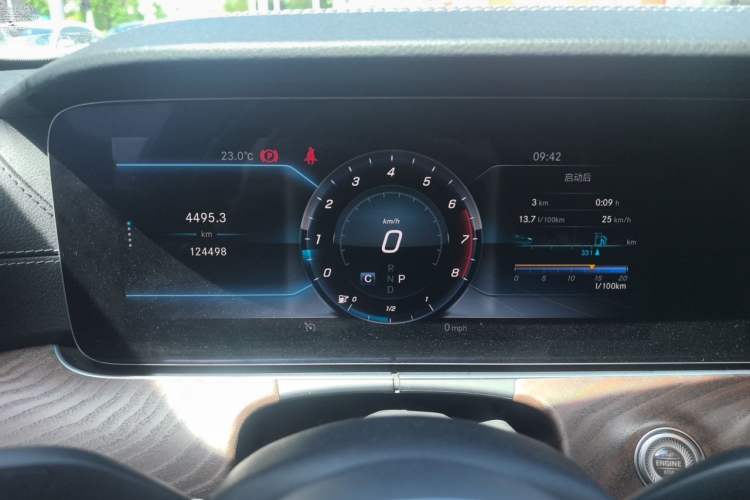 Used Mercedes-Benz E-Class 2019 Restyled E 300 L Luxury Edition Instrument Cluster