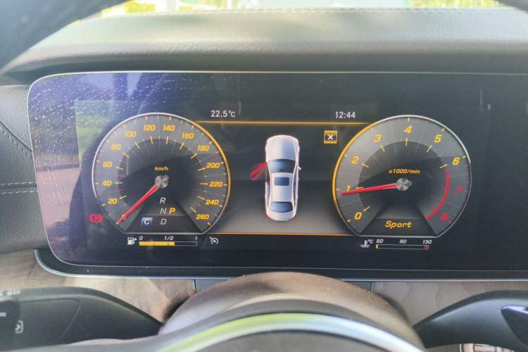 Used Mercedes-Benz E-Class 2019 E 300 L Stylish Model Instrument Cluster