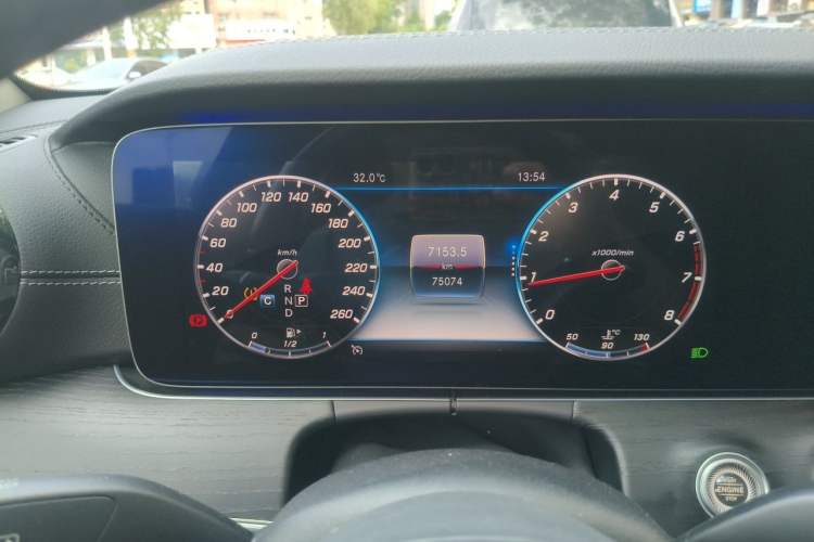 Used Mercedes-Benz E-Class 2019 Restyled E 300 L Sporty and Stylish Edition Instrument Cluster
