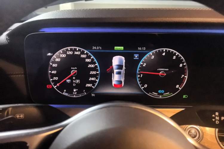 Used Mercedes-Benz E-Class 2019 E 260 L Instrument Cluster