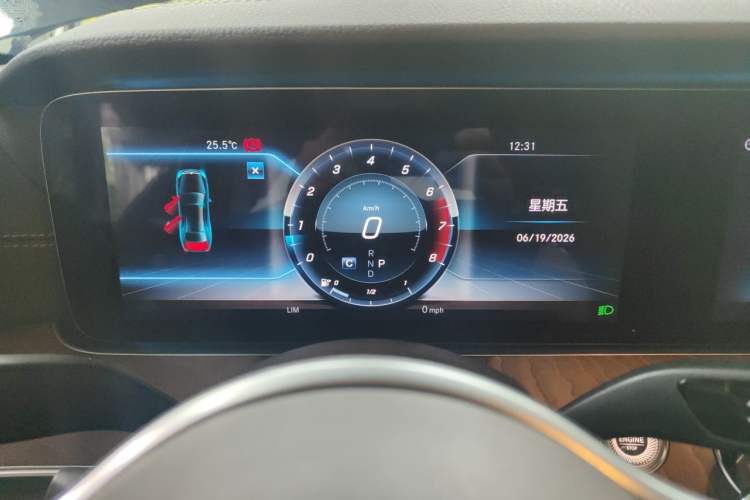 Used Mercedes-Benz E-Class 2019 Restyled E 300 L Luxury Edition Instrument Cluster