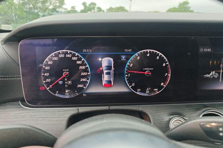 Used Mercedes-Benz E-Class 2019 Restyled E 300 L Sporty and Stylish Edition Instrument Cluster
