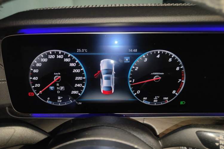 Used Mercedes-Benz E-Class 2019 Restyled E 300 L Sport Luxury Edition Instrument Cluster